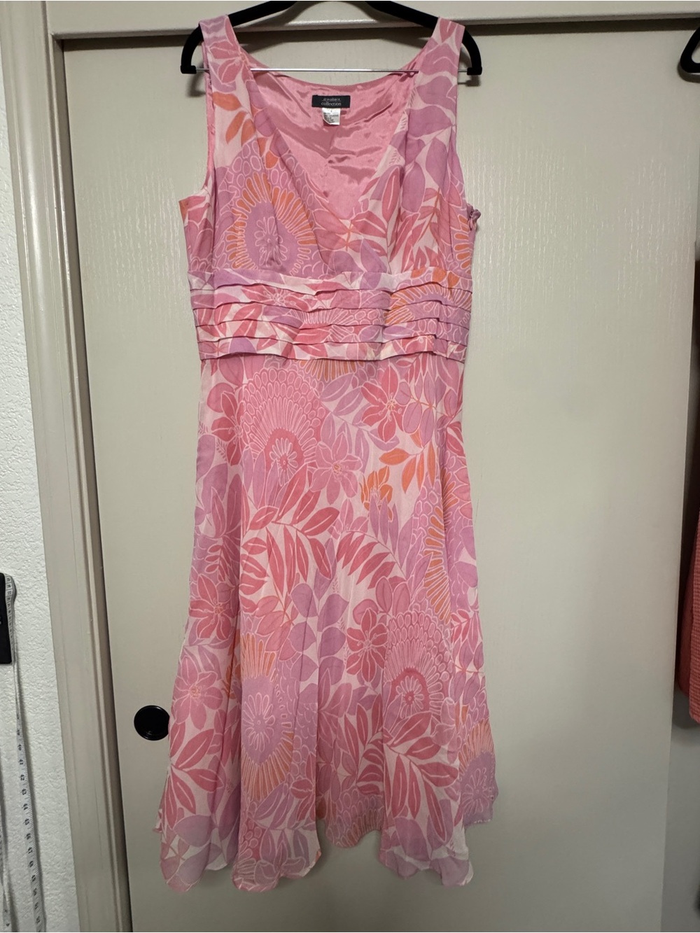 Pink Floral silk Sleeveless Dress